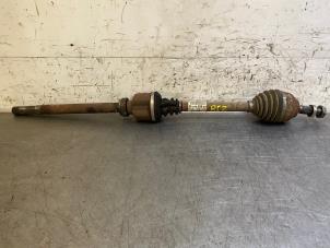 Gebruikte Cardanas rechts-voor (VWA) Peugeot RCZ (4J) 2.0 HDi 16V FAP Prijs op aanvraag aangeboden door Autohandel-Smet Gebroeders NV