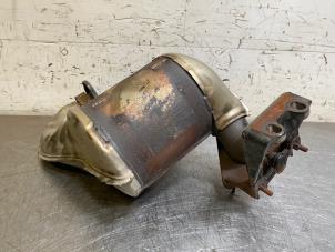 Gebruikte Katalysator Renault Espace (JK) 2.0 dCi 16V 150 FAP . Prijs op aanvraag aangeboden door Autohandel-Smet Gebroeders NV