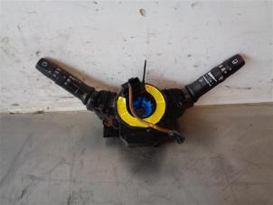 Gebruikte Combischakelaar Stuurkolom Hyundai i20 1.4i 16V Prijs op aanvraag aangeboden door Autohandel-Smet Gebroeders NV