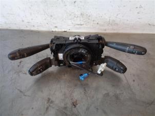 Gebruikte Combischakelaar Stuurkolom Citroen C3 (SC) 1.2 VTi 82 12V Prijs op aanvraag aangeboden door Autohandel-Smet Gebroeders NV