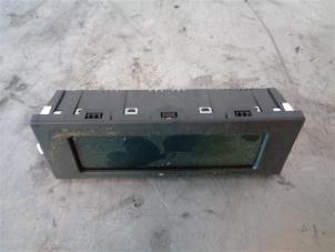 Gebruikte Display Interieur Citroen C3 (SC) 1.2 VTi 82 12V Prijs op aanvraag aangeboden door Autohandel-Smet Gebroeders NV