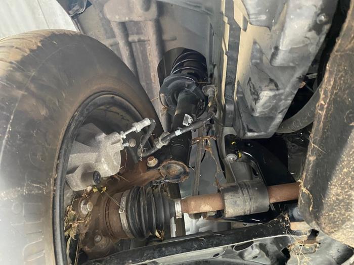 Gebruikte Steekas links-voor Ford EcoSport (JK8) 1.0 EcoBoost 12V 125 Prijs op aanvraag aangeboden door Autohandel-Smet Gebroeders NV