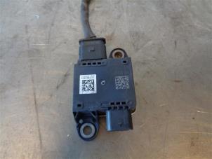 Gebruikte Lambda Sonde Jaguar E-Pace 2.0 D 150 16V Prijs op aanvraag aangeboden door Autohandel-Smet Gebroeders NV