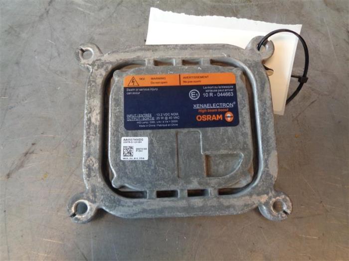 Xenon module van een Ford (USA) Mustang VI Fastback 5.0 GT Ti-VCT V8 32V 2015