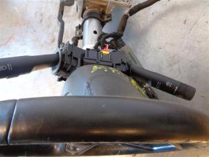 Gebruikte Combischakelaar Stuurkolom Chevrolet Malibu 2.0 D 16V Prijs op aanvraag aangeboden door Autohandel-Smet Gebroeders NV