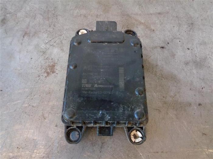 Gebruikte Radar sensor Opel Vivaro 2.0 CDTI 122 Prijs op aanvraag aangeboden door Autohandel-Smet Gebroeders NV
