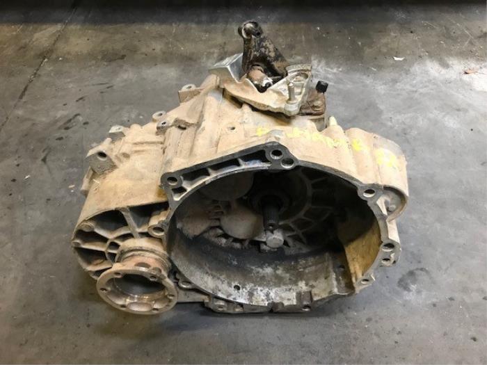 Gebruikte Versnellingsbak Seat Alhambra (7N) 2.0 TDI 16V Prijs op aanvraag aangeboden door Autohandel-Smet Gebroeders NV
