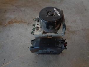 Gebruikte ABS Pomp Ford B-Max (JK8) 1.5 TDCi Prijs op aanvraag aangeboden door Autohandel-Smet Gebroeders NV