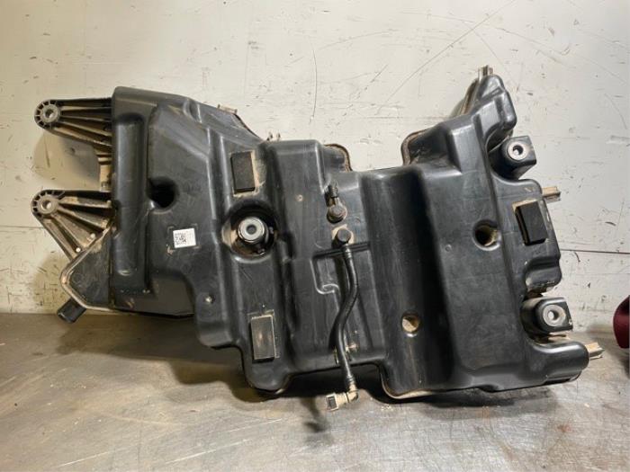 Gebruikte Ureumreservoir Mercedes Vito Tourer (447.7) 2.0 114 CDI 16V Prijs op aanvraag aangeboden door Autohandel-Smet Gebroeders NV