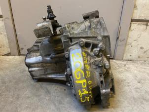 Gebruikte Versnellingsbak Peugeot Boxer (U9) 2.2 HDi 130 Euro 5 Prijs op aanvraag aangeboden door Autohandel-Smet Gebroeders NV