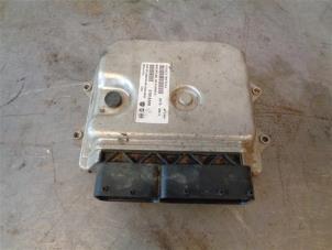 Gebruikte Computer Motormanagement Fiat Punto III (199) 1.3 JTD Multijet Start&Stop 16V Prijs op aanvraag aangeboden door Autohandel-Smet Gebroeders NV