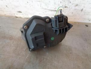 Gebruikte Gasklephuis Mercedes B (W246) 1.5 B-180 CDI,d 16V Prijs op aanvraag aangeboden door Autohandel-Smet Gebroeders NV