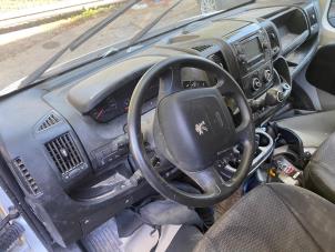 Gebruikte Airbag set + dashboard Peugeot Boxer (U9) 2.0 BlueHDi 160 Prijs op aanvraag aangeboden door Autohandel-Smet Gebroeders NV
