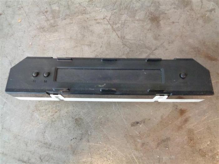 Display Multi Media regelunit van een Suzuki Grand Vitara II (JT) 1.6 16V 2007