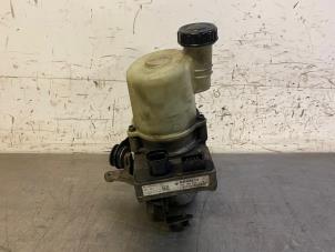 Gebruikte Pomp Servo Dacia Duster (HS) 1.5 dCi Prijs op aanvraag aangeboden door Autohandel-Smet Gebroeders NV