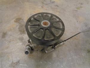 Gebruikte Stuurbekrachtiging Pomp Ford Transit 2.0 TDCi 16V Eco Blue 130 Prijs op aanvraag aangeboden door Autohandel-Smet Gebroeders NV