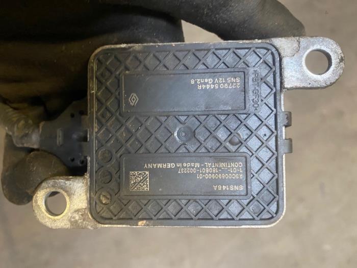 Gebruikte Nox sensor Opel Movano 2.3 BiTurbo 16V FWD Prijs op aanvraag aangeboden door Autohandel-Smet Gebroeders NV