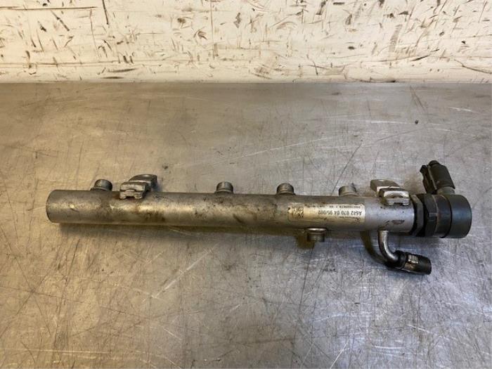 Gebruikte Verstuiver brug Jeep Commander (XK) 3.0 CRD V6 24V DPF Prijs op aanvraag aangeboden door Autohandel-Smet Gebroeders NV