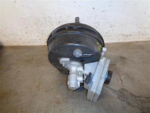 Gebruikte Hoofdremcilinder BMW X3 (F25) xDrive20d 16V Prijs op aanvraag aangeboden door Autohandel-Smet Gebroeders NV