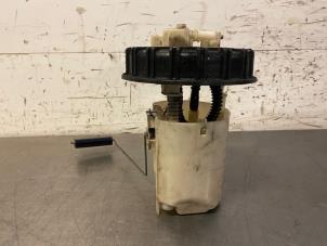 Gebruikte Tank element Pomp Volvo S40 (VS) Prijs op aanvraag aangeboden door Autohandel-Smet Gebroeders NV