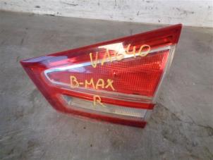 Gebruikte Achterlicht rechts Ford B-Max (JK8) 1.0 EcoBoost 12V 100 Prijs op aanvraag aangeboden door Autohandel-Smet Gebroeders NV