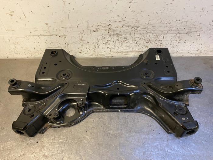 Gebruikte Subframe Citroen Jumpy 2.0 Blue HDI 180 Prijs op aanvraag aangeboden door Autohandel-Smet Gebroeders NV