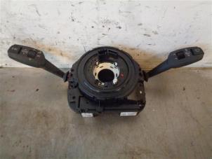 Gebruikte Combischakelaar Stuurkolom BMW 1 serie (E87/87N) 116i 2.0 16V Corporate Lease Prijs op aanvraag aangeboden door Autohandel-Smet Gebroeders NV