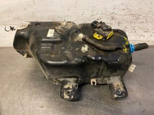 Gebruikte Adblue tank Ford Transit Custom Prijs op aanvraag aangeboden door Autohandel-Smet Gebroeders NV