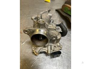 Gebruikte Gasklephuis Volkswagen Caddy Combi IV 2.0 TDI 102 Prijs op aanvraag aangeboden door Autohandel-Smet Gebroeders NV