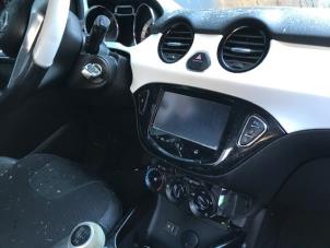 Gebruikte Radio Opel Adam 1.2 16V Prijs op aanvraag aangeboden door Autohandel-Smet Gebroeders NV