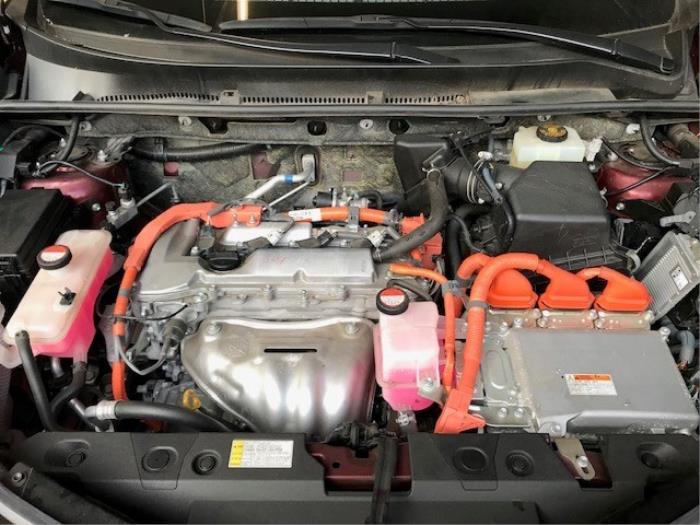Gebruikte Motor Toyota RAV4 (A4) 2.5 Hybrid 16V VVT-i 4x4 Prijs op aanvraag aangeboden door Autohandel-Smet Gebroeders NV