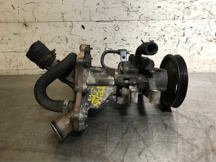 Gebruikte Waterpomp Ford Transit 2.2 TDCi 16V Euro 5 Prijs op aanvraag aangeboden door Autohandel-Smet Gebroeders NV