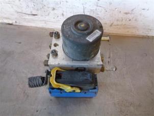 Gebruikte ABS Pomp Opel Agila (A) 1.2 16V Prijs op aanvraag aangeboden door Autohandel-Smet Gebroeders NV