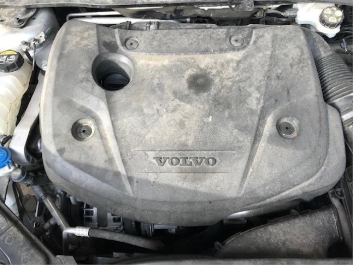 Motor van een Volvo V40 (MV) 2.0 D2 16V 2018