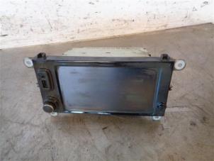 Gebruikte Display Interieur Renault Clio IV Estate/Grandtour (7R) 1.5 Energy dCi 90 FAP Prijs op aanvraag aangeboden door Autohandel-Smet Gebroeders NV