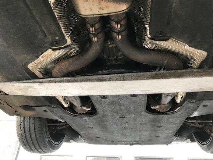 Gebruikte Katalysator Porsche Panamera (970) 4.8 V8 32V Turbo Prijs op aanvraag aangeboden door Autohandel-Smet Gebroeders NV
