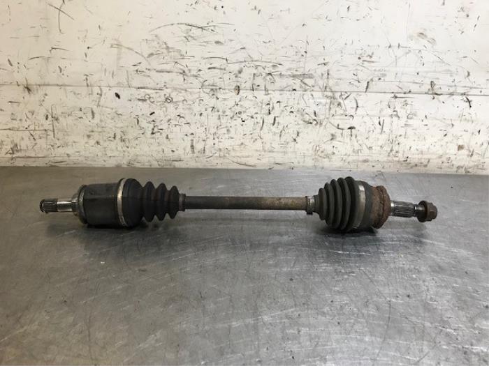 Gebruikte Steekas links-voor BMW Mini (R50/53) 1.6 16V One Prijs op aanvraag aangeboden door Autohandel-Smet Gebroeders NV