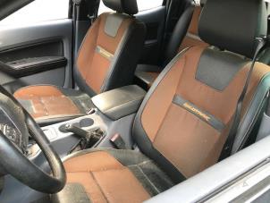 Gebruikte Bekleding Set (compleet) Ford Ranger 3.2 TDCi 20V 4x4 Prijs op aanvraag aangeboden door Autohandel-Smet Gebroeders NV