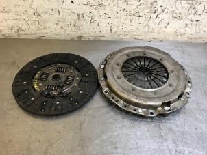 Gebruikte Koppelingsset (compleet) Ford Transit 2.2 TDCi 16V Euro 5 Prijs op aanvraag aangeboden door Autohandel-Smet Gebroeders NV