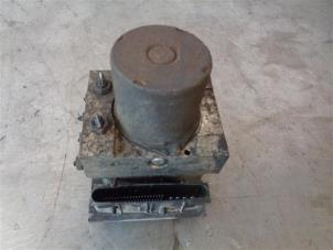 Gebruikte ABS Pomp Ford Transit 2.2 TDCi 16V Euro 5 Prijs op aanvraag aangeboden door Autohandel-Smet Gebroeders NV