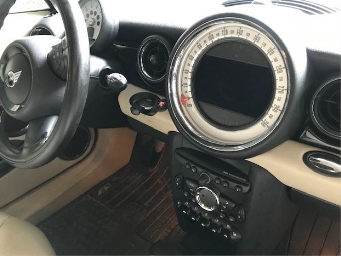 Gebruikte Display Interieur Mini Mini (R56) 1.6 Cooper D 16V Prijs op aanvraag aangeboden door Autohandel-Smet Gebroeders NV