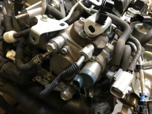 Gebruikte Hogedrukpomp Mazda CX-3 (DJ/DK) 1.5 Skyactiv D 105 16V Prijs op aanvraag aangeboden door Autohandel-Smet Gebroeders NV