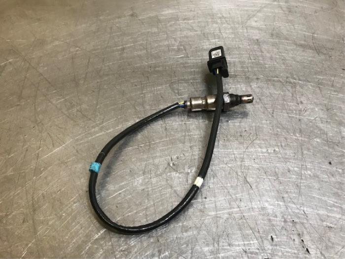 Gebruikte Lambda Sonde Volkswagen Touran (5T1) 1.6 TDI SCR BlueMotion Technology Prijs op aanvraag aangeboden door Autohandel-Smet Gebroeders NV