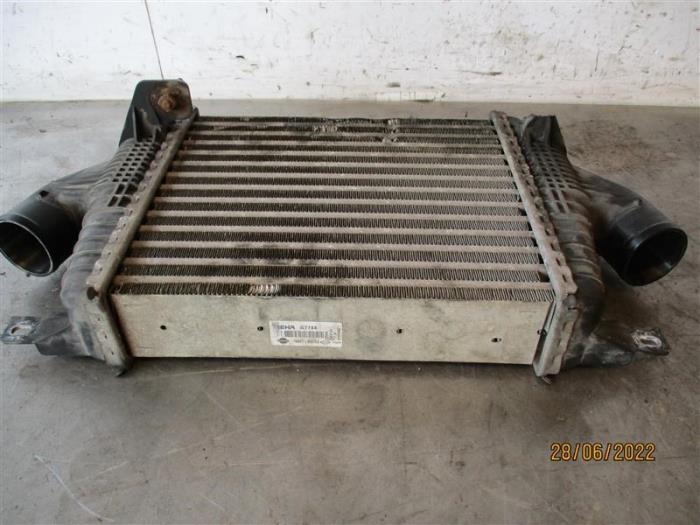 Gebruikte Intercooler Nissan Atleon Prijs op aanvraag aangeboden door Autohandel-Smet Gebroeders NV