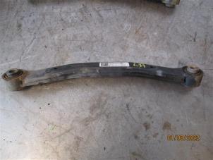 Gebruikte Draagarm links-achter Hyundai i30 Wagon (GDHF5) 1.6 GDI Blue 16V Prijs op aanvraag aangeboden door Autohandel-Smet Gebroeders NV