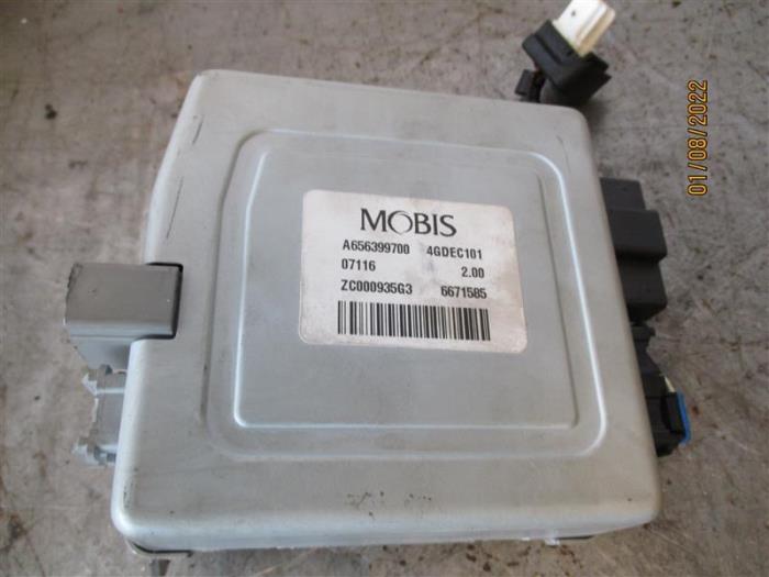 Gebruikte Module (diversen) Hyundai i30 Wagon (GDHF5) 1.6 GDI Blue 16V Prijs op aanvraag aangeboden door Autohandel-Smet Gebroeders NV