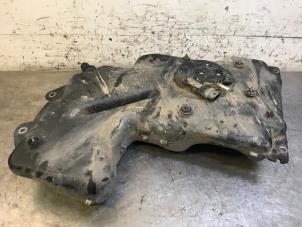 Gebruikte Tank adblue Mercedes Vito (447.6) 1.6 111 CDI 16V Prijs op aanvraag aangeboden door Autohandel-Smet Gebroeders NV