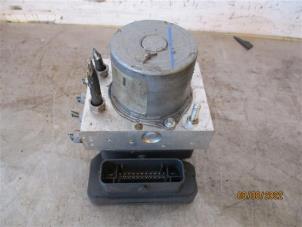 Gebruikte ABS Pomp Opel Movano 2.3 CDTi 16V FWD Prijs op aanvraag aangeboden door Autohandel-Smet Gebroeders NV