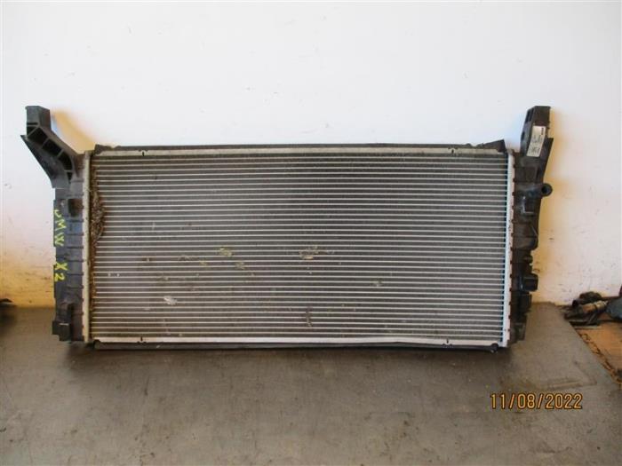 Gebruikte Radiateur BMW X2 (F39) xDrive 18d 2.0 16V Prijs op aanvraag aangeboden door Autohandel-Smet Gebroeders NV