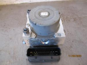 Gebruikte ABS Pomp Ford S-Max (WPC) 2.0 TDCi 180 16V Prijs op aanvraag aangeboden door Autohandel-Smet Gebroeders NV